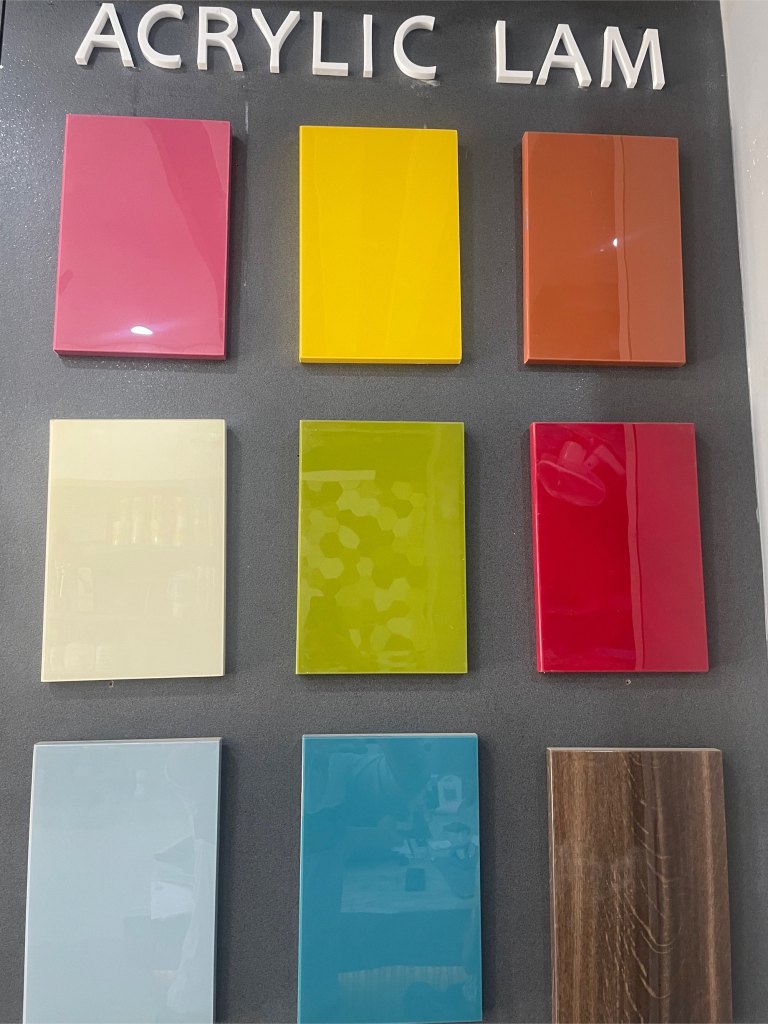 How to Choose the Right Laminate Color for Your Home: A Complete Guide