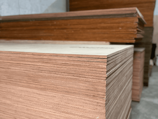 Plywood vs. solid wood: Which is Better for Interior projects?