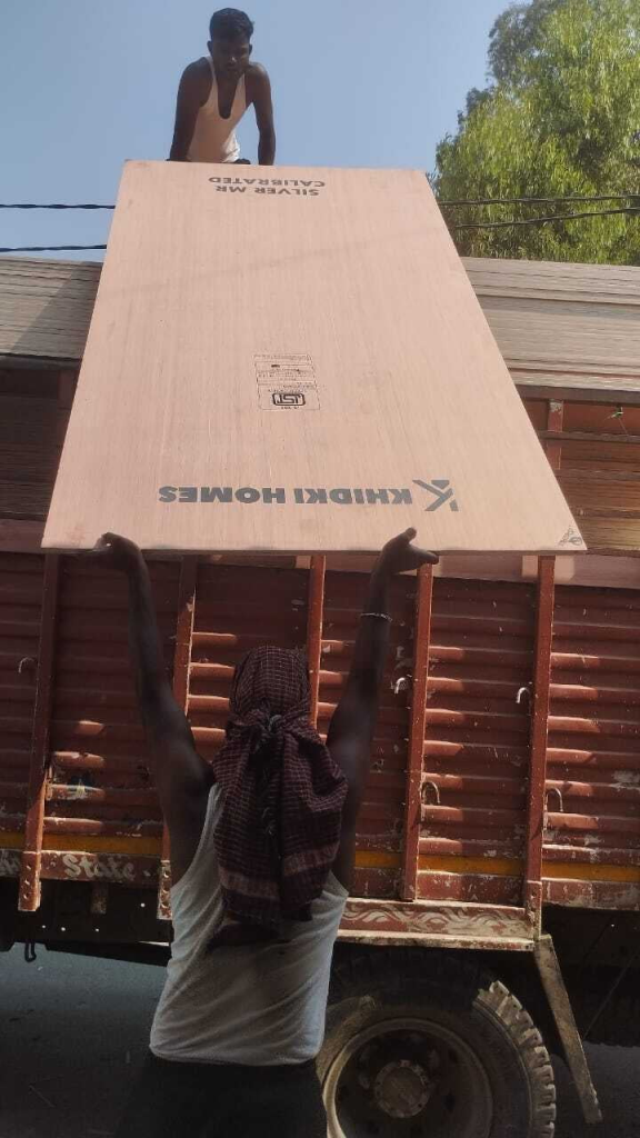 A Guide to Identifying High-Quality Plywood: Tips and Tricks