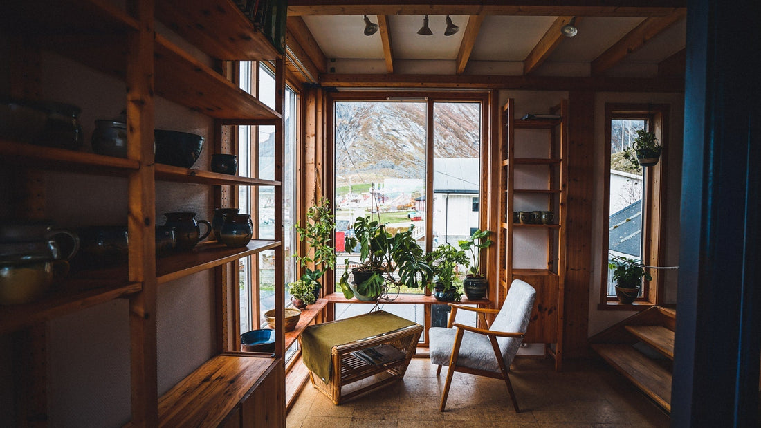 The Return of Woodgrain: Why Natural Finishes Are Dominating 2025 Spaces